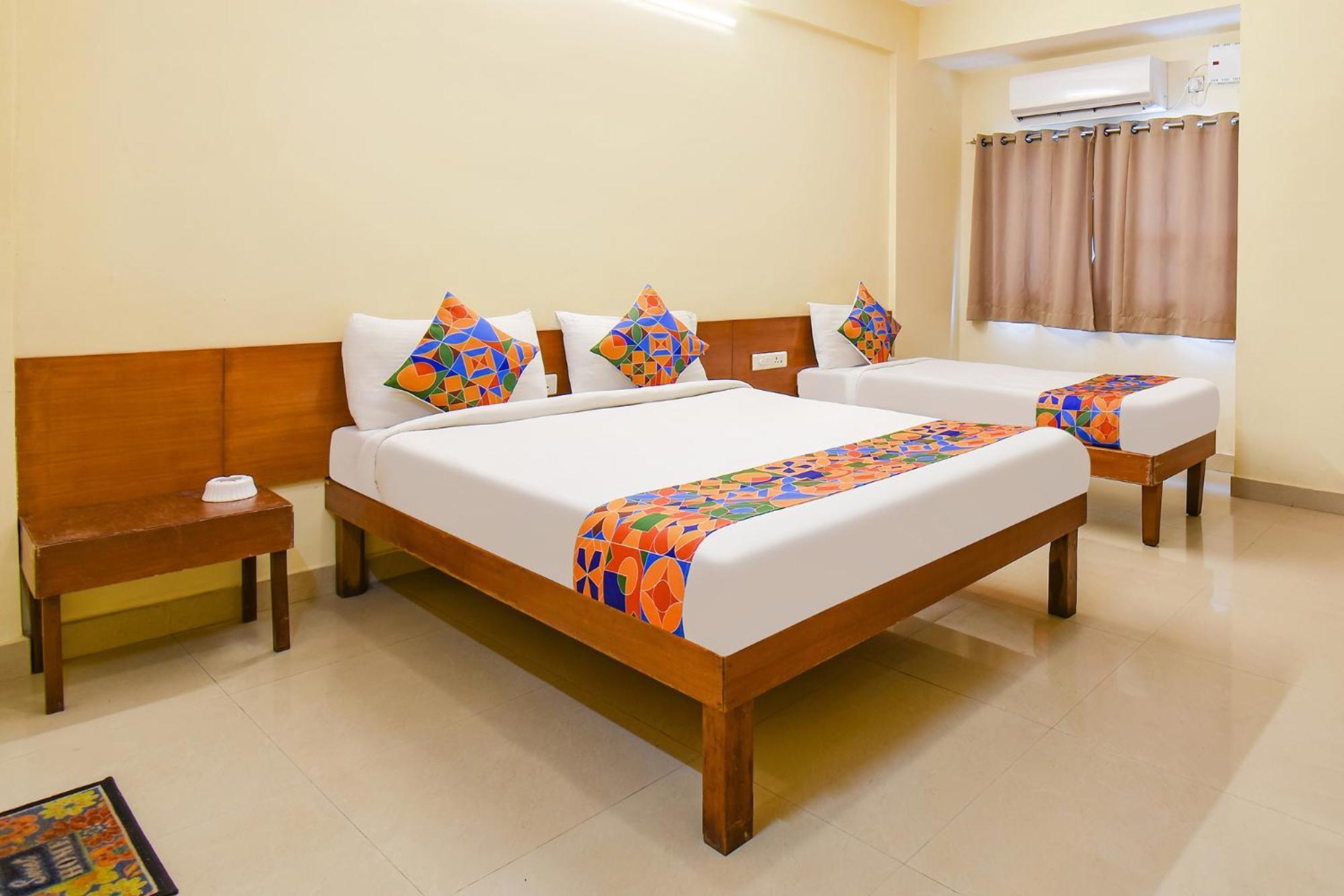 Fabhotel Prime Yash Residency - Nr Lonavala Railway Station מראה חיצוני תמונה