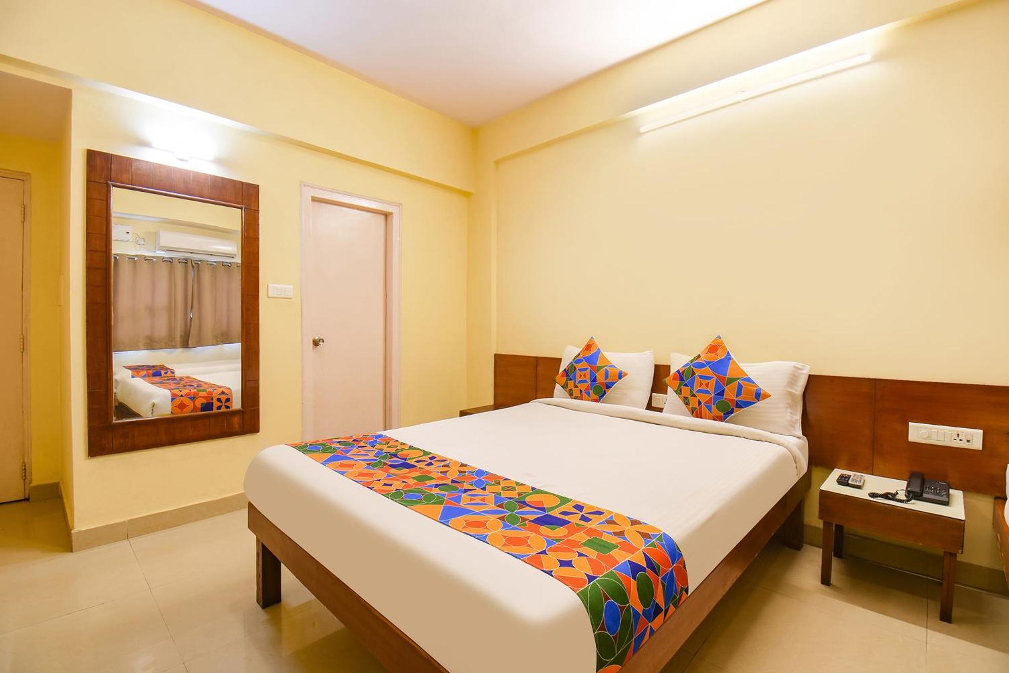Fabhotel Prime Yash Residency - Nr Lonavala Railway Station מראה חיצוני תמונה