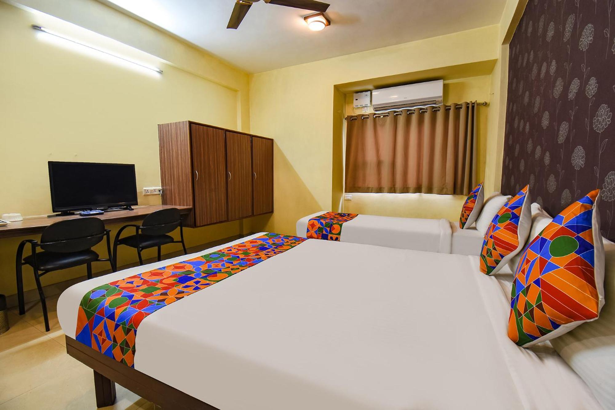 Fabhotel Prime Yash Residency - Nr Lonavala Railway Station מראה חיצוני תמונה